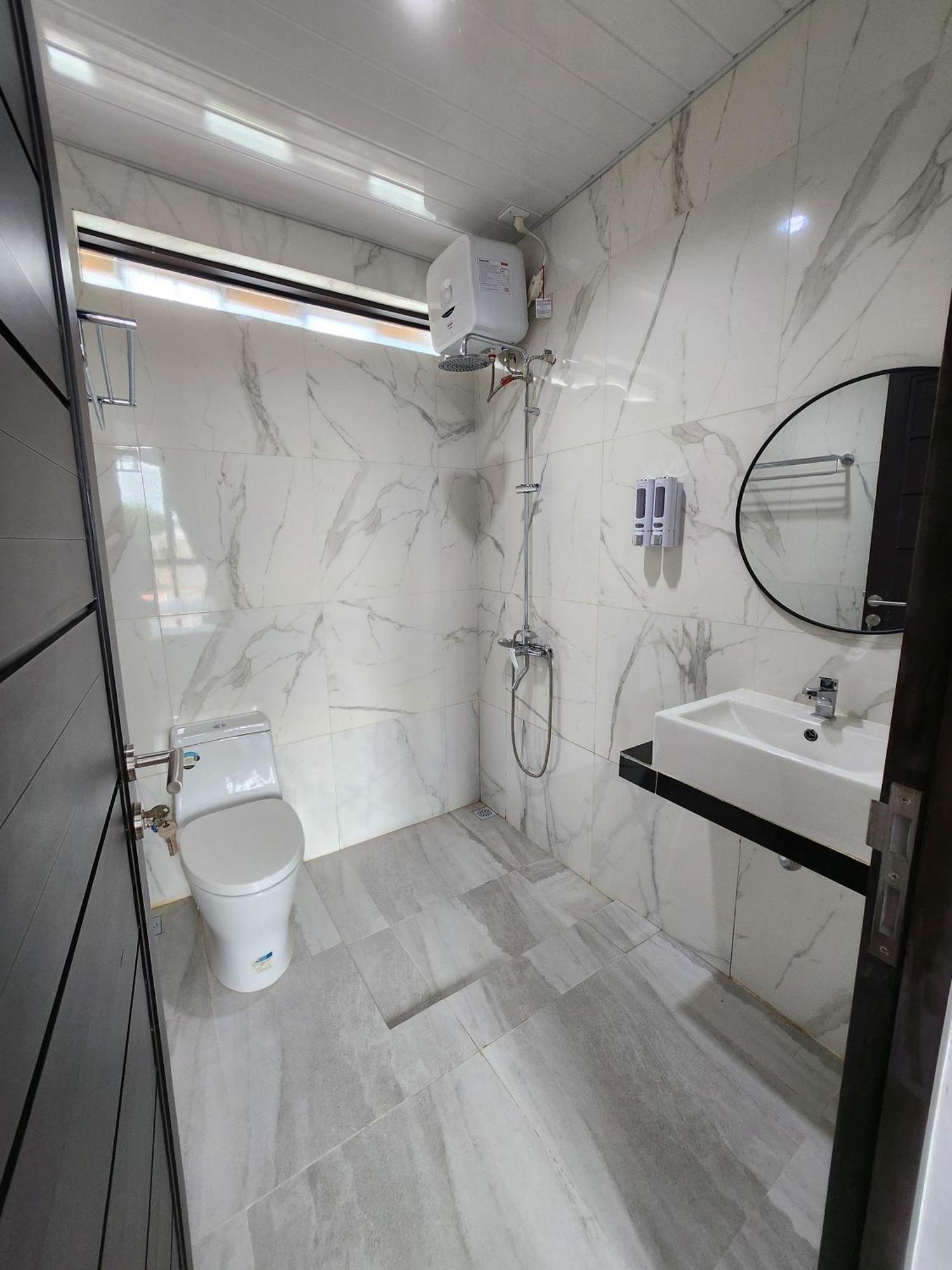 The Icon Central Batam 3 Bedroom Home Villa With Private Pool 외부 사진